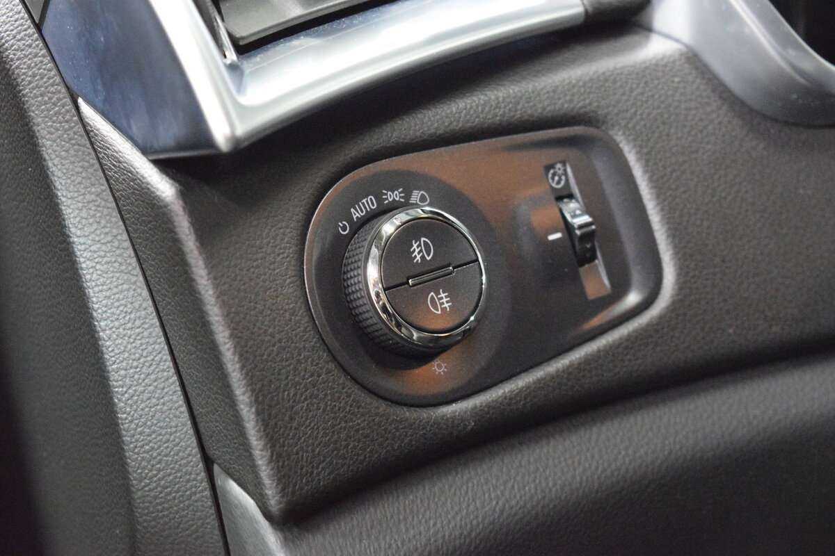 Кадиллак СРХ б/у, 2013, Автоматическая. Фото: #11