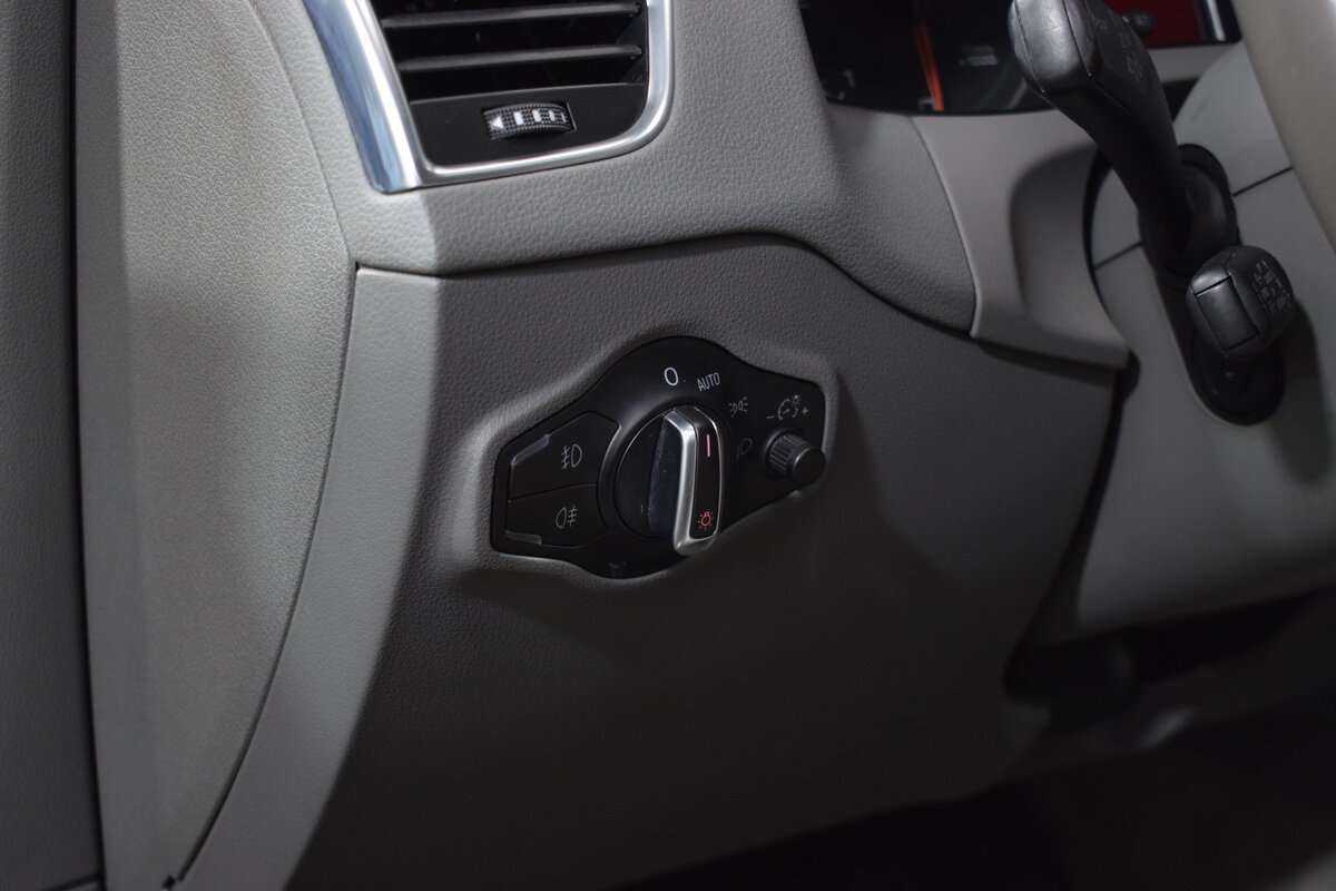 Ауди К5 б/у, 2012, Роботизированная. Фото: #12