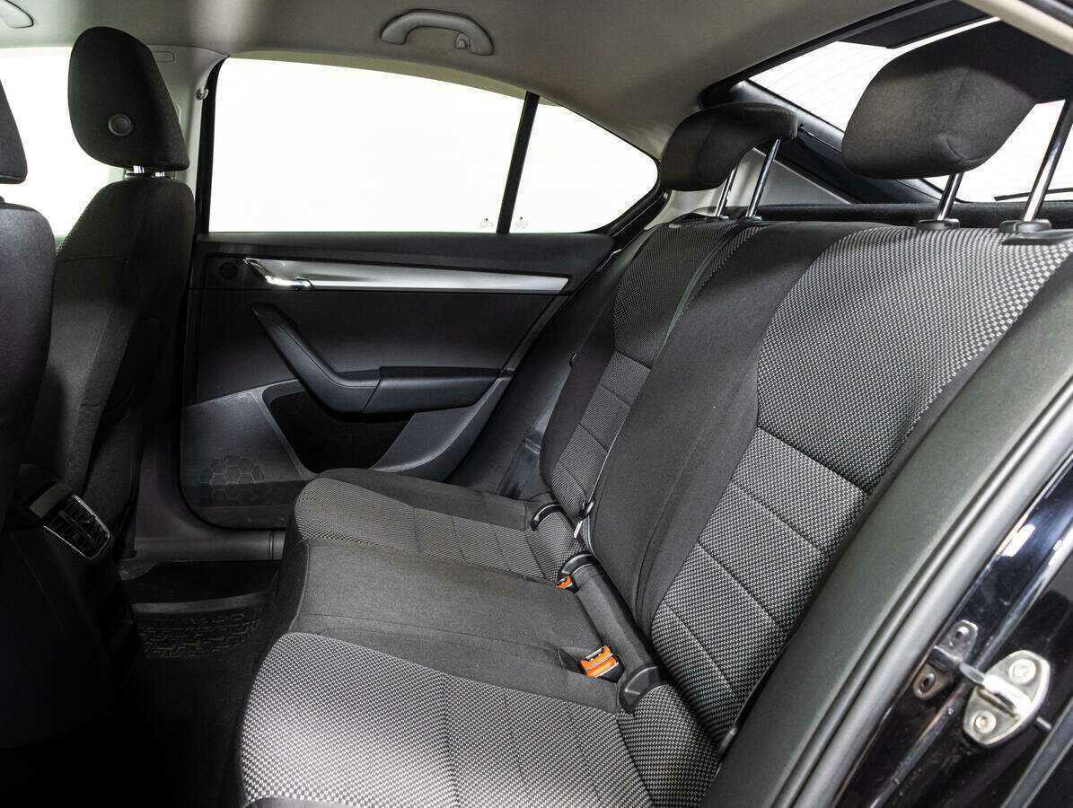 Шкода Октавия б/у, 2014, Роботизированная. Фото: #9