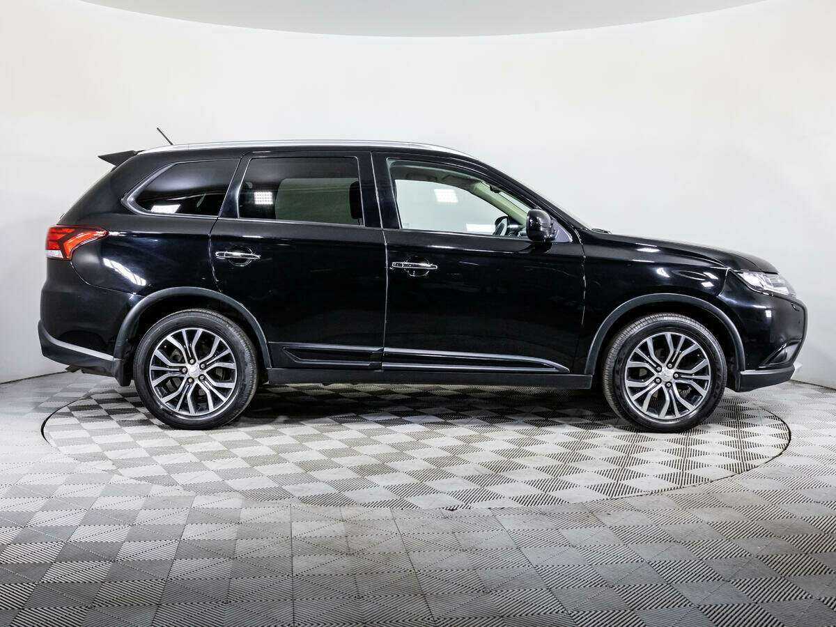 Митсубиши Оутлэндер б/у, 2016, Вариатор. Фото: #3