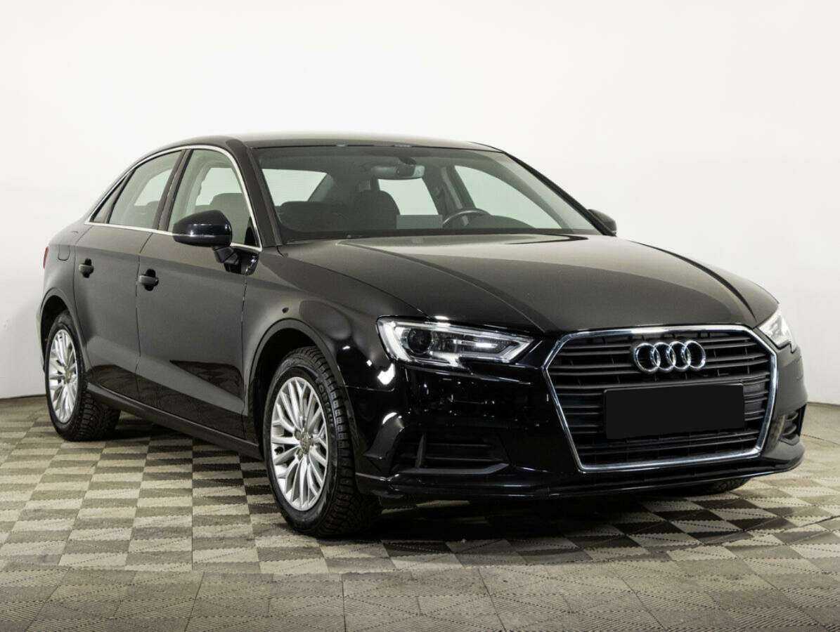 Ауди А3 б/у, 2018, Роботизированная. Фото: #2