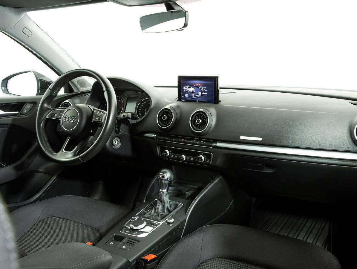 Ауди А3 б/у, 2018, Роботизированная. Фото: #8