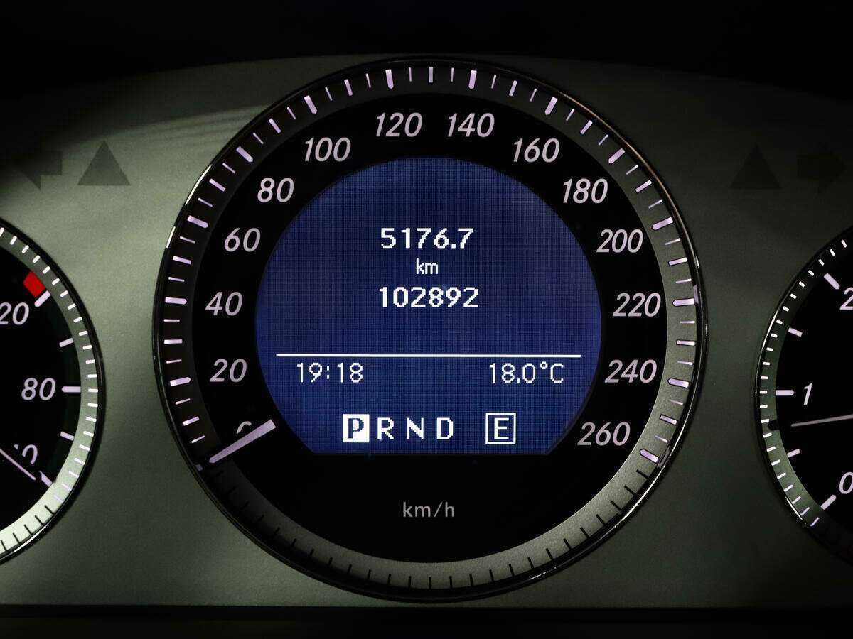 Мерседес-Бенц ГЛК-Класс б/у, 2012, Автоматическая. Фото: #17