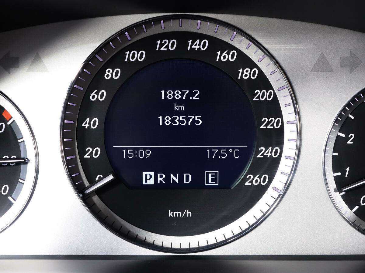 Мерседес-Бенц ГЛК-Класс б/у, 2012, Автоматическая. Фото: #15