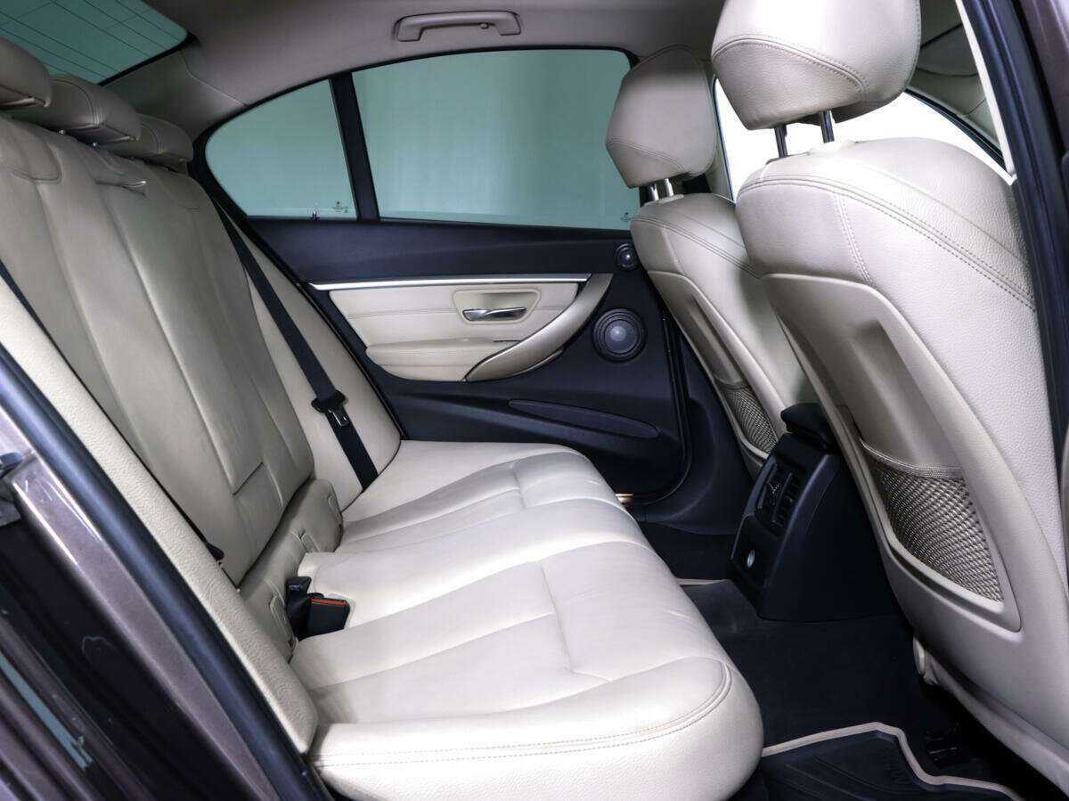 БМВ 3 серии б/у, 2012, Автоматическая. Фото: #17