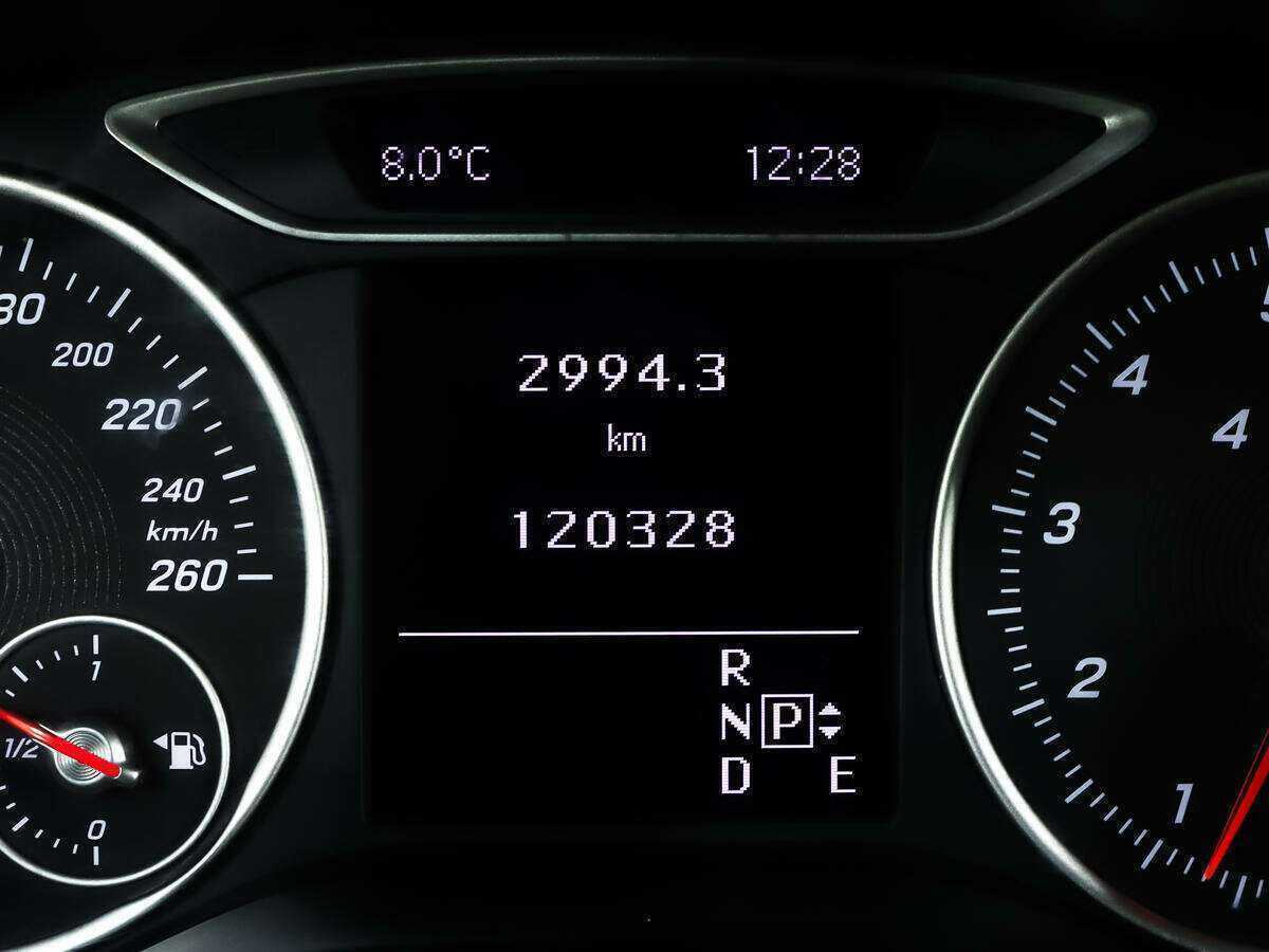 Мерседес-Бенц Б-Класс б/у, 2015, Роботизированная. Фото: #18