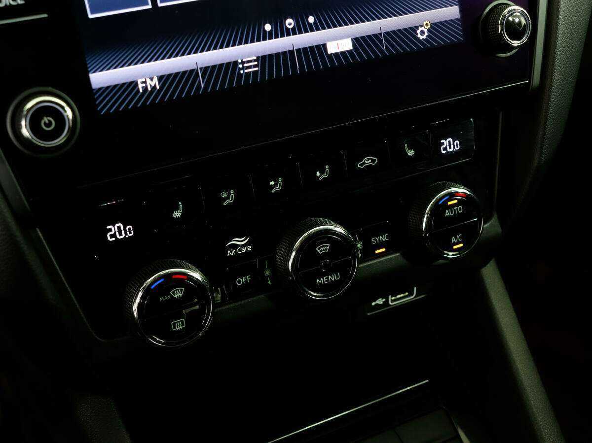 Шкода Октавия б/у, 2020, Роботизированная. Фото: #14