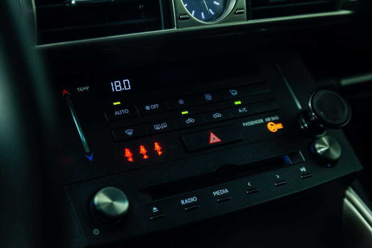 Лексус ИС б/у, 2014, Автоматическая. Фото: #18