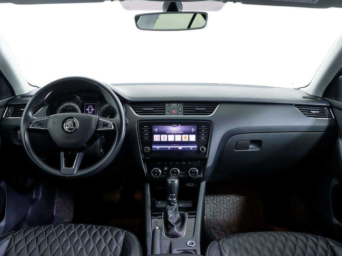 Шкода Октавия б/у, 2019, Роботизированная. Фото: #9