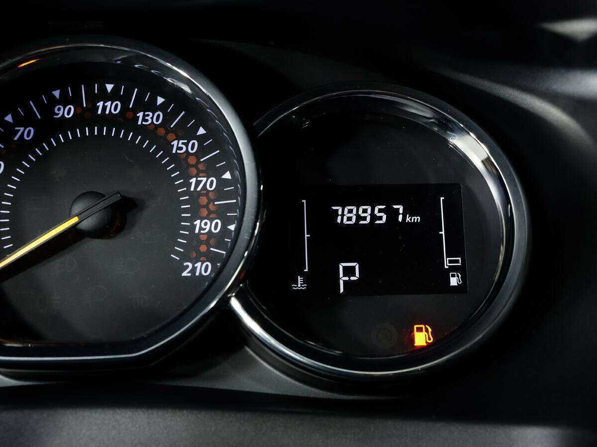 Рено Логан б/у, 2020, Вариатор. Фото: #16