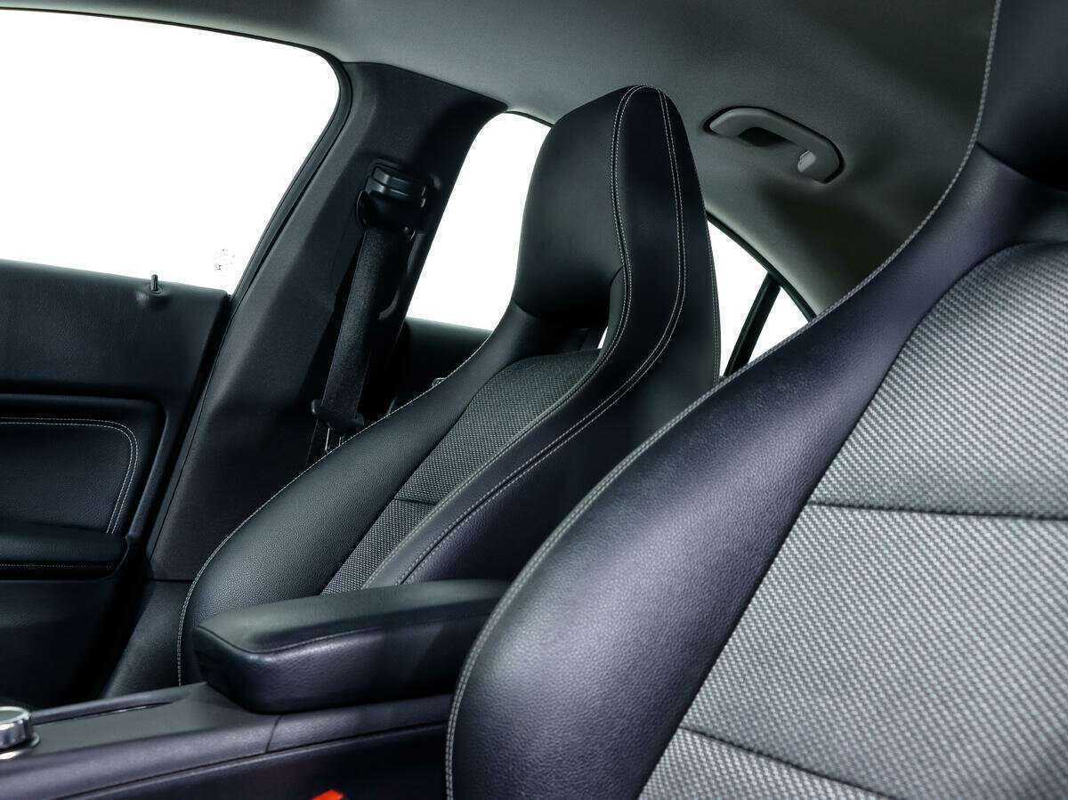 Мерседес-Бенц КЛА б/у, 2015, Роботизированная. Фото: #10