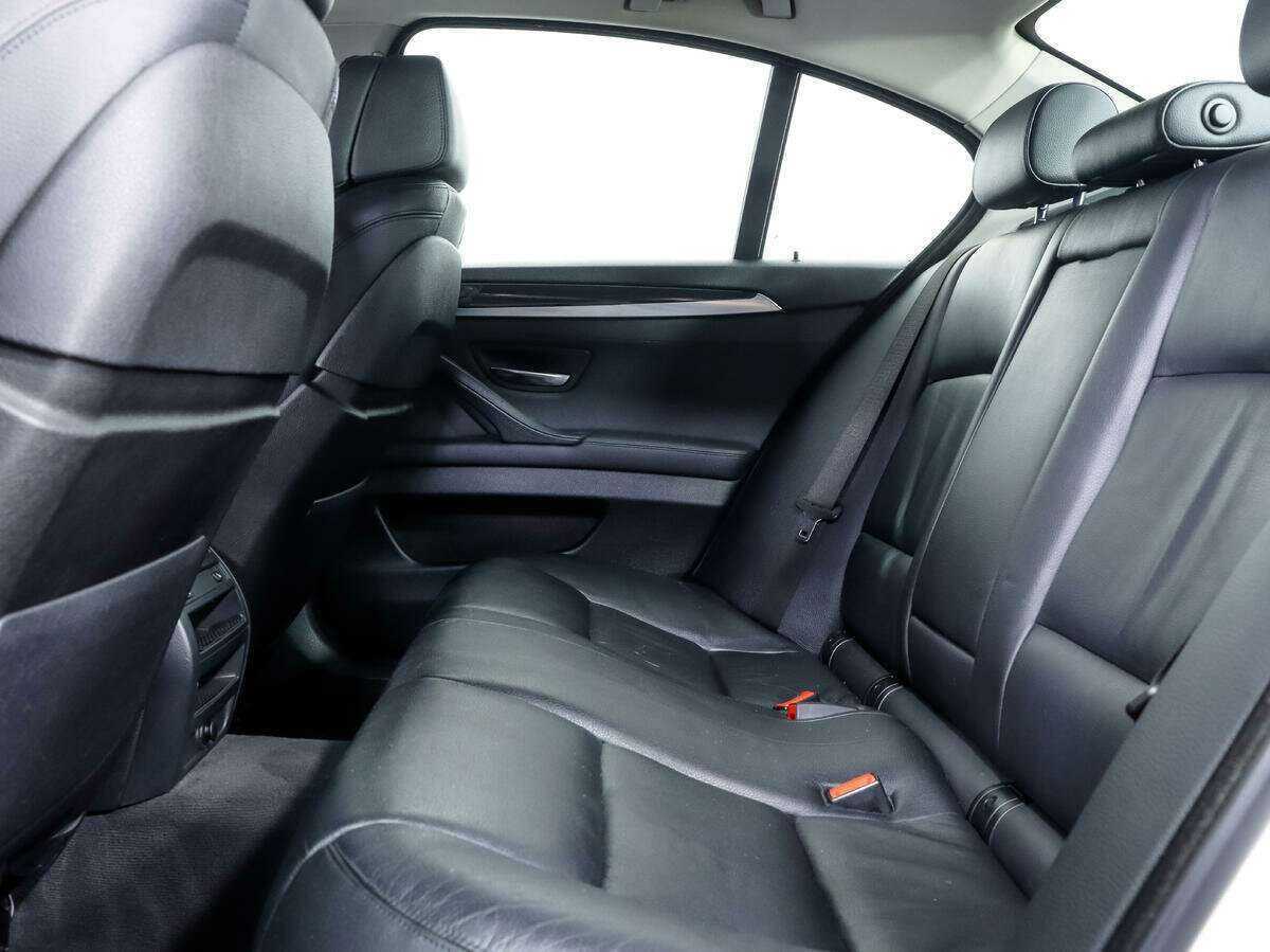 БМВ 5 серии б/у, 2013, Автоматическая. Фото: #10