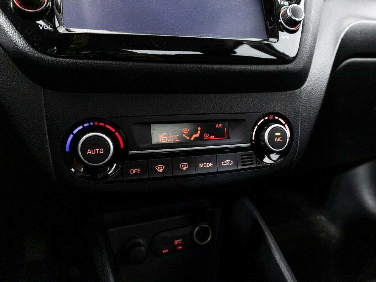 Киа Рио б/у, 2017, Автоматическая. Фото: #15