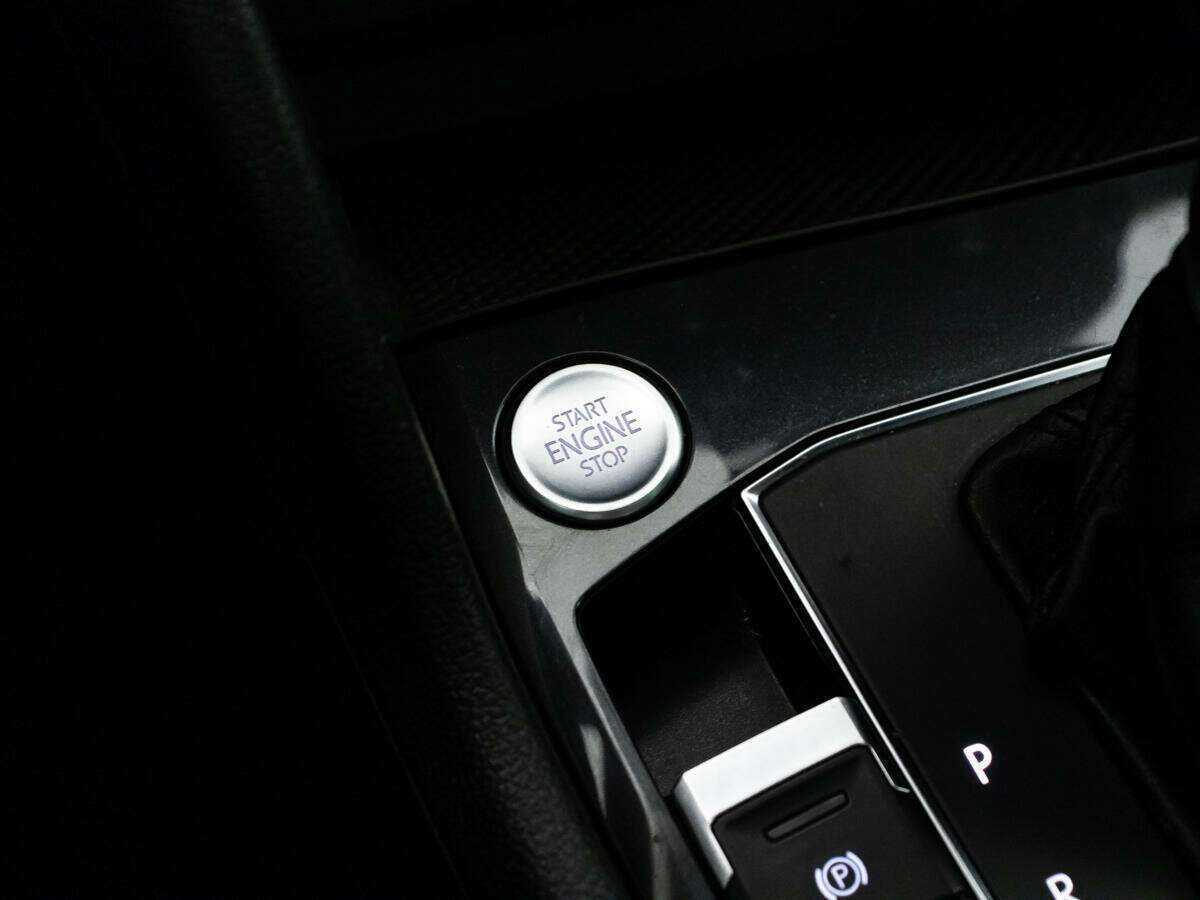 Фольксваген Тигуан б/у, 2018, Роботизированная. Фото: #18