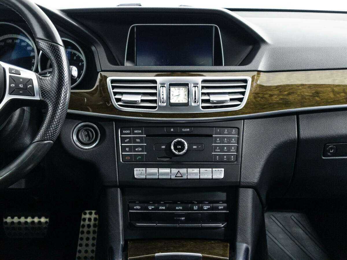 Мерседес-Бенц Е-Класс б/у, 2015, Автоматическая. Фото: #13