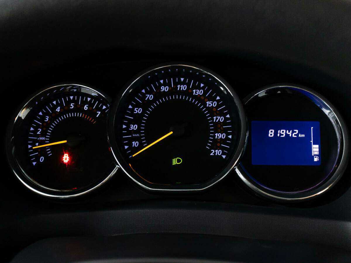 Рено Сандеро б/у, 2015, Механическая. Фото: #11