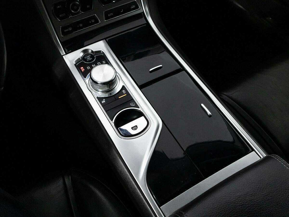 Ягуар ИксФ б/у, 2013, Автоматическая. Фото: #15