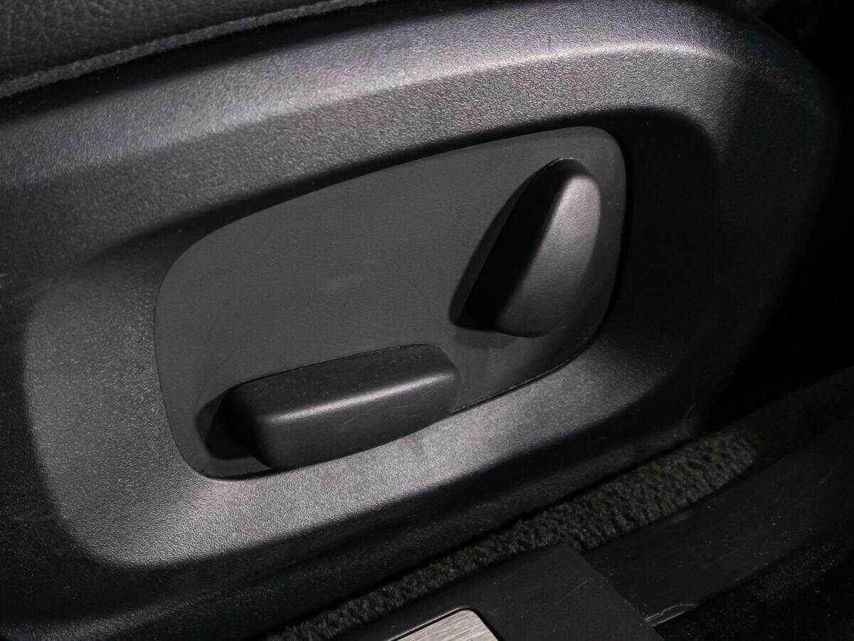 Ягуар ИксФ б/у, 2013, Автоматическая. Фото: #16