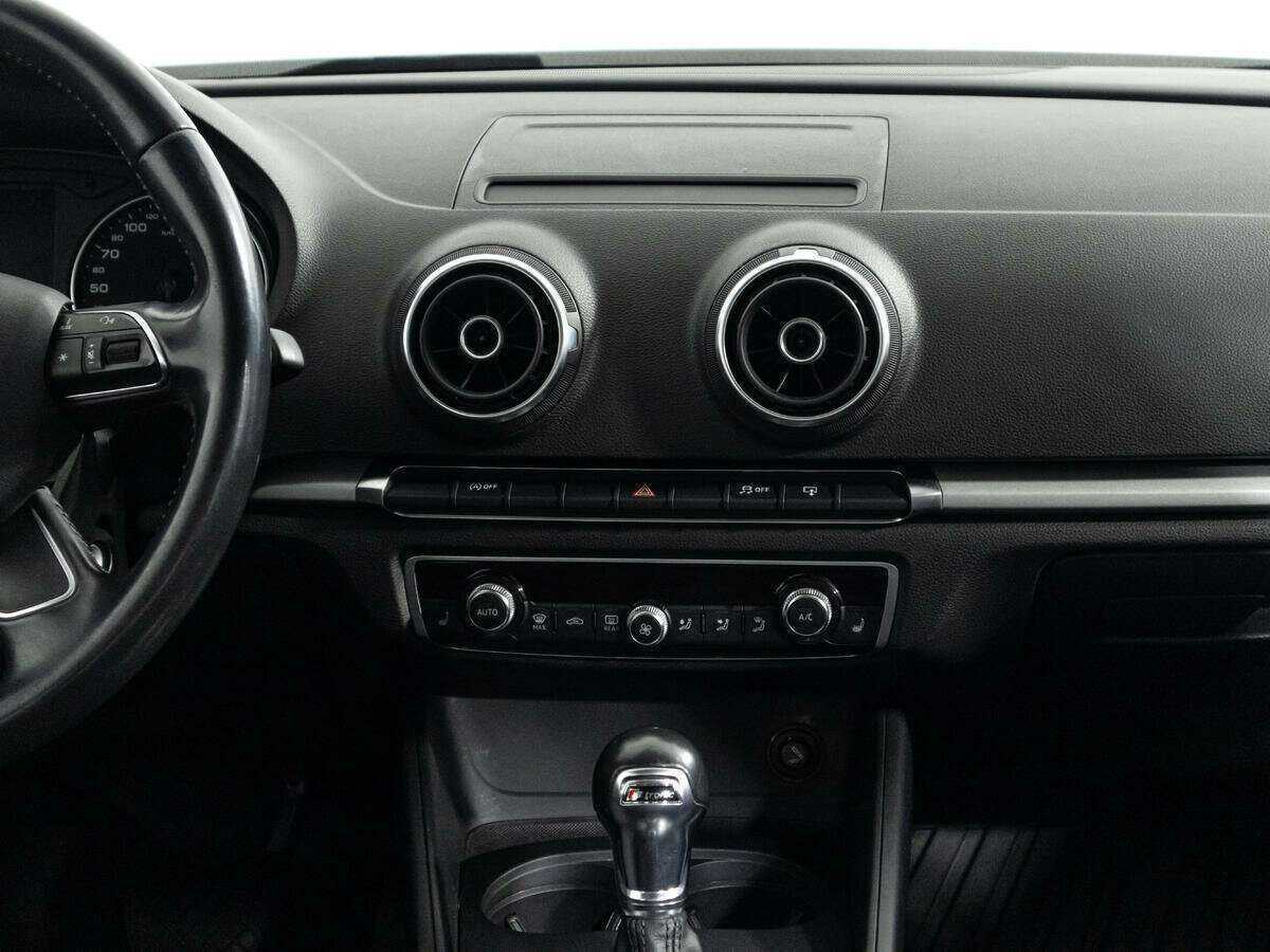 Ауди А3 б/у, 2015, Роботизированная. Фото: #13