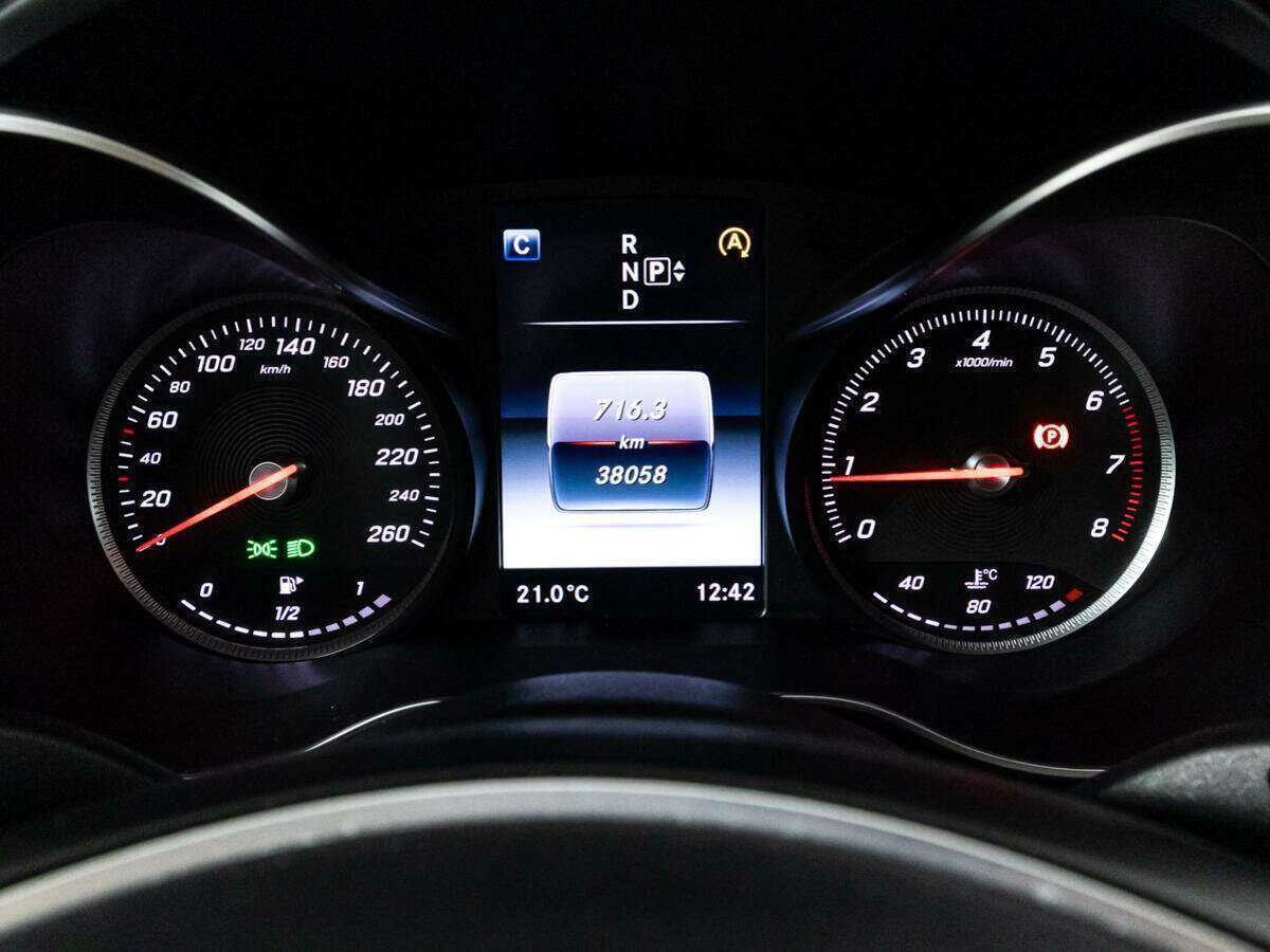 Мерседес-Бенц Ц-Класс б/у, 2015, Автоматическая. Фото: #11