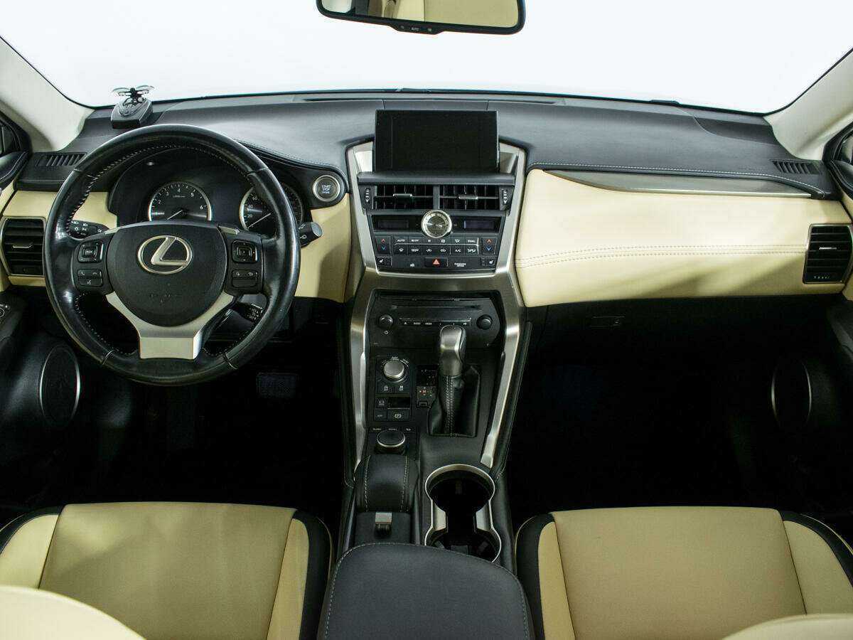 Лексус Н-Икс б/у, 2016, Вариатор. Фото: #11