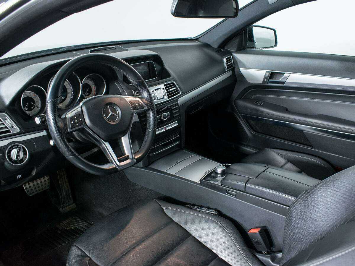 Мерседес-Бенц Е-Класс б/у, 2014, Автоматическая. Фото: #12