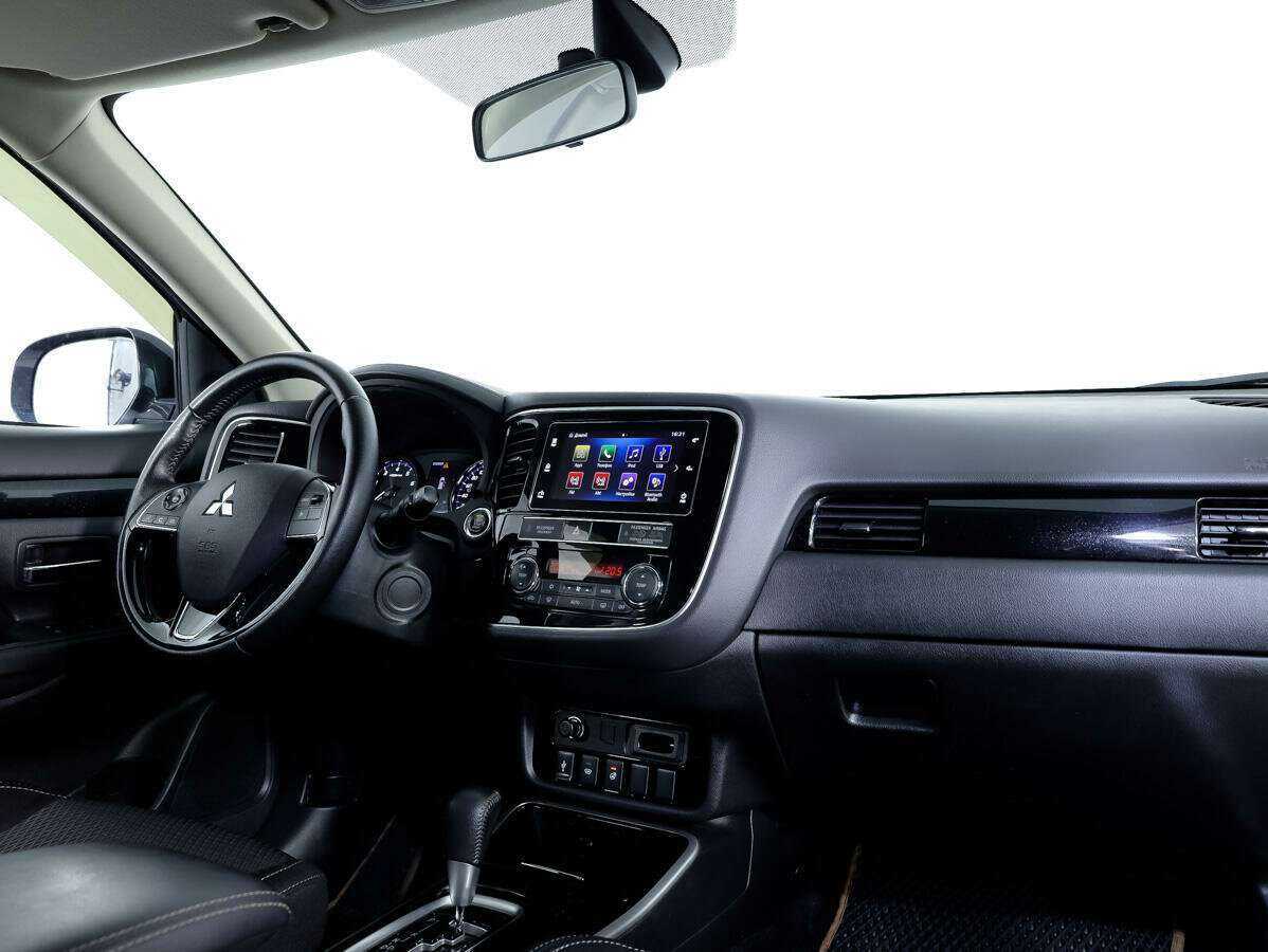 Митсубиши Оутлэндер б/у, 2018, Вариатор. Фото: #8