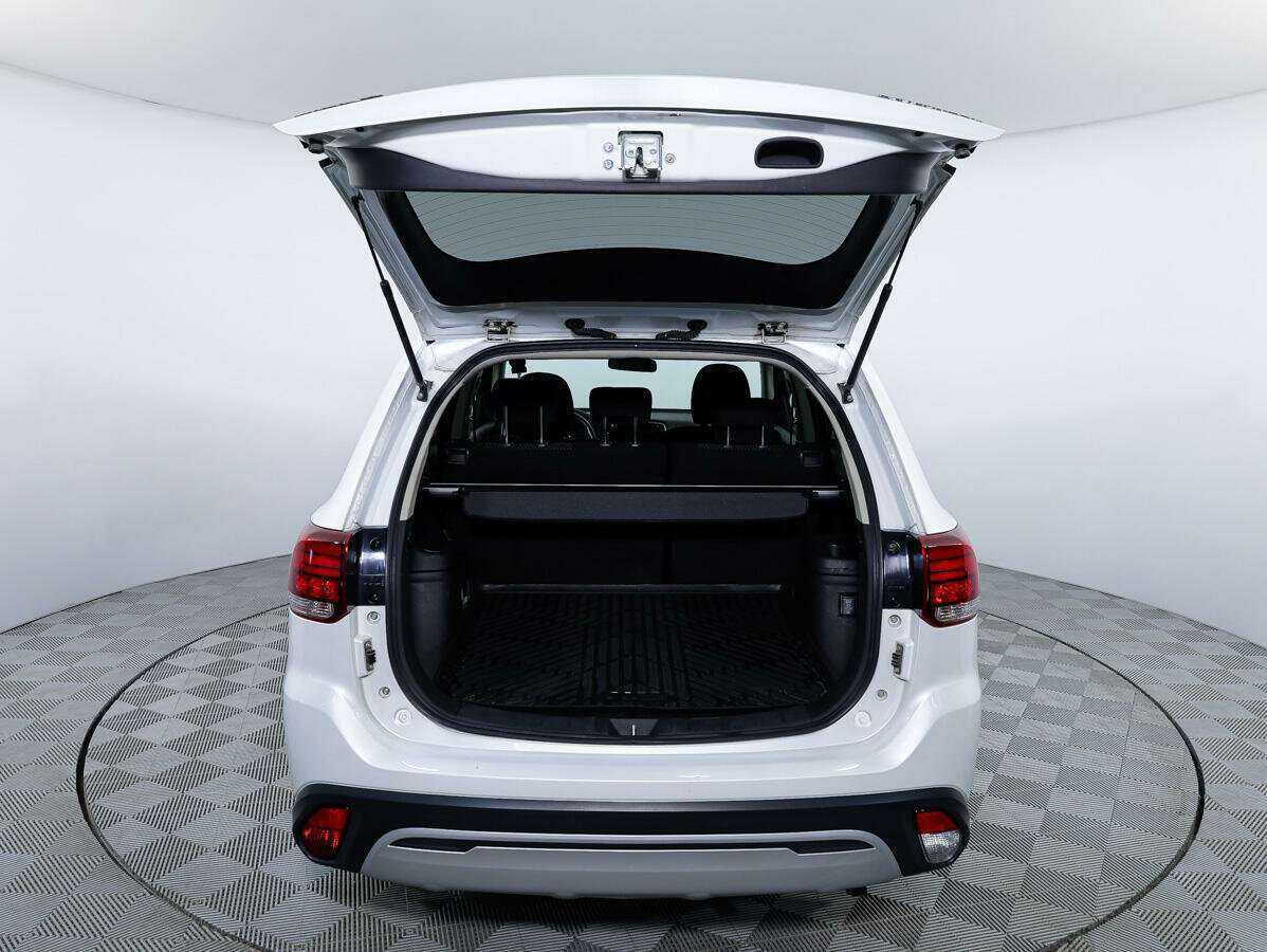 Митсубиши Оутлэндер б/у, 2018, Вариатор. Фото: #26