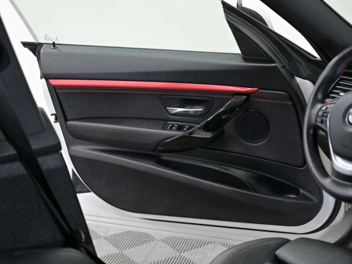 БМВ 3 серии б/у, 2015, Автоматическая. Фото: #6