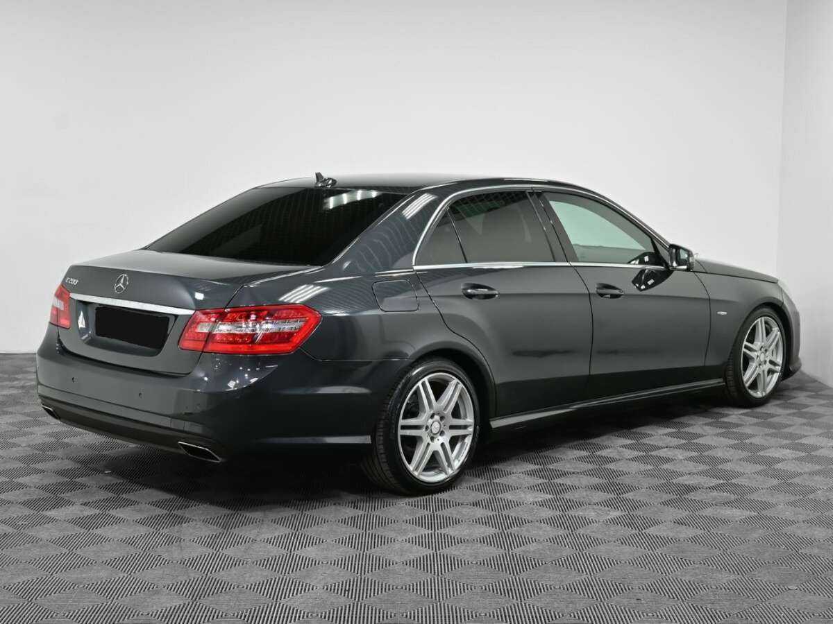 Мерседес-Бенц Е-Класс б/у, 2012, Автоматическая. Фото: #1