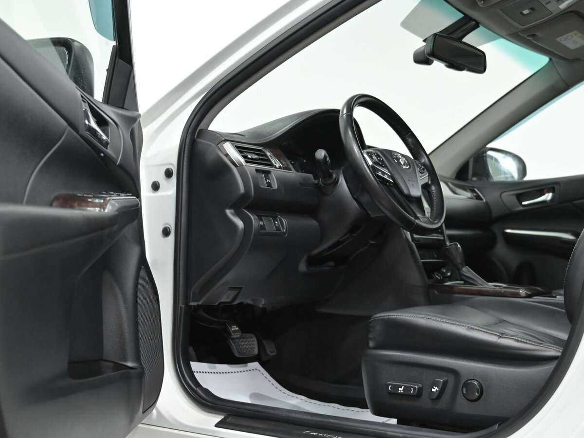 Тойота Камри б/у, 2017, Автоматическая. Фото: #4