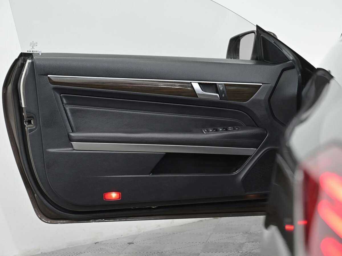 Мерседес-Бенц Е-Класс б/у, 2014, Автоматическая. Фото: #4