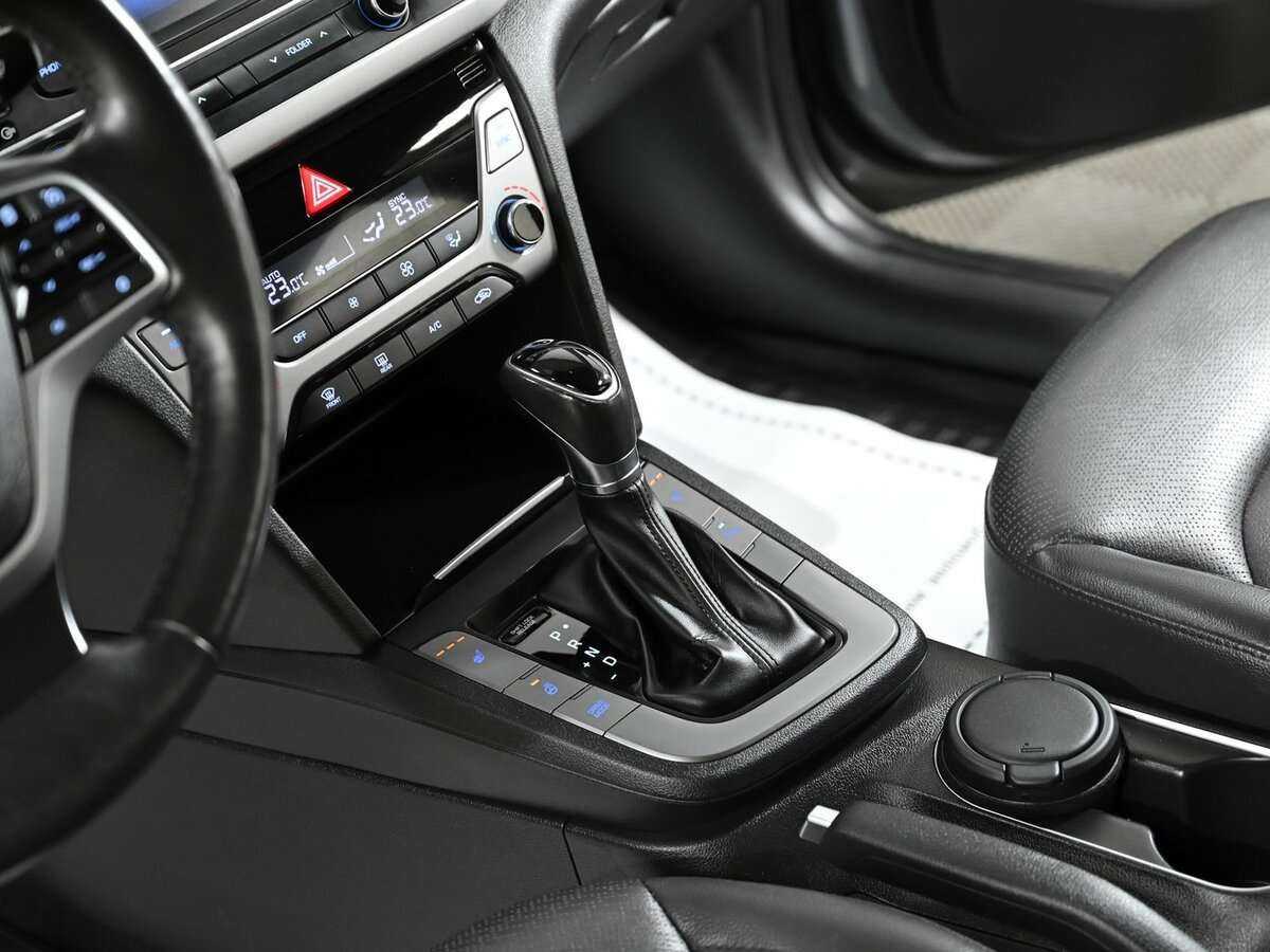 Хендай Елантра б/у, 2018, Автоматическая. Фото: #9