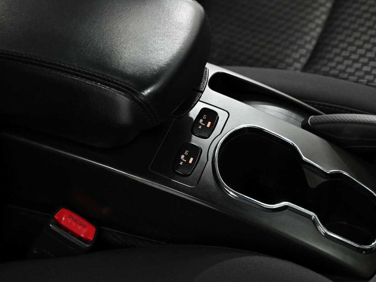 Сан-Ён Актион б/у, 2015, Автоматическая. Фото: #13