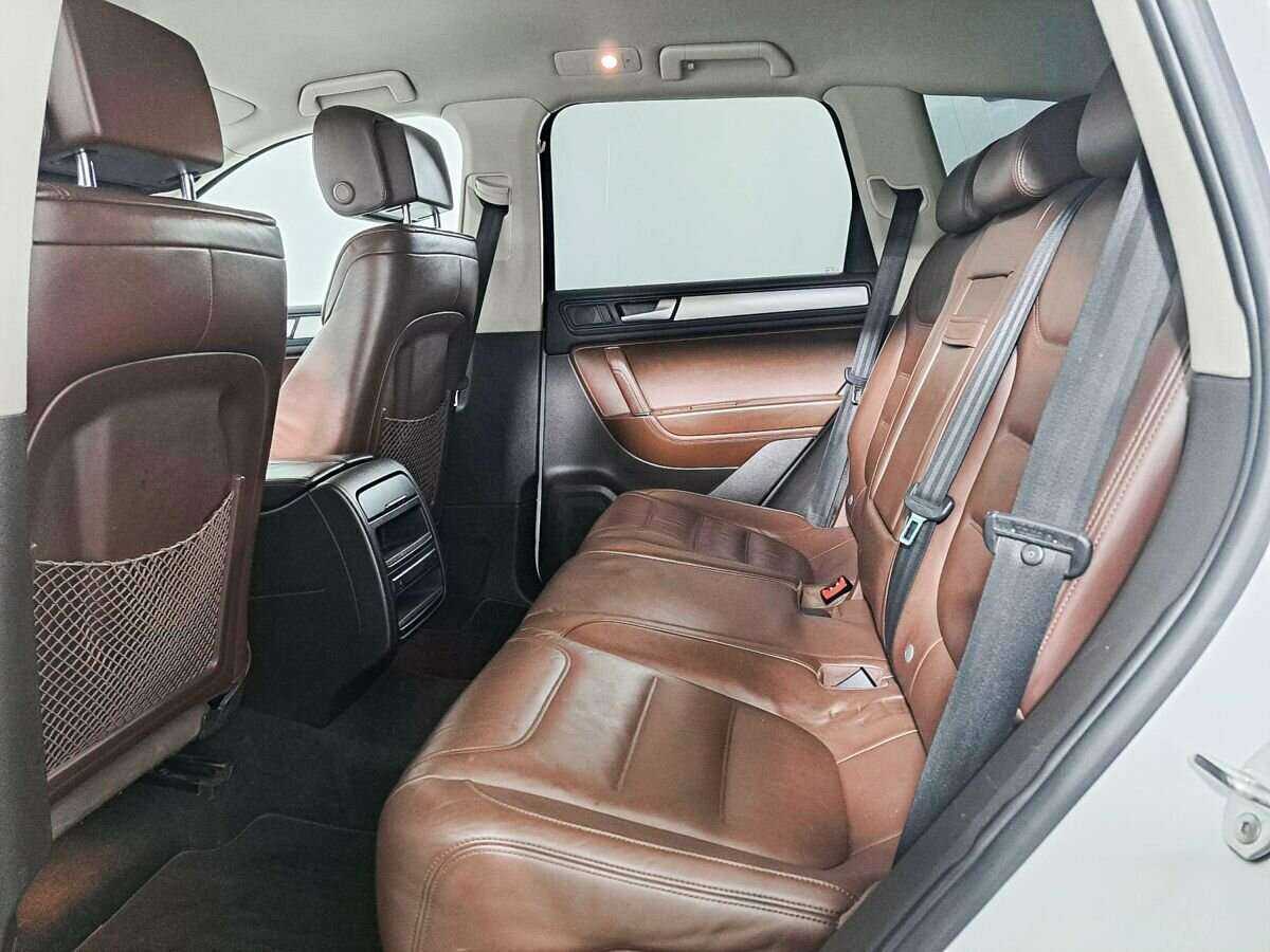 Фольксваген Туарег б/у, 2012, Автоматическая. Фото: #7