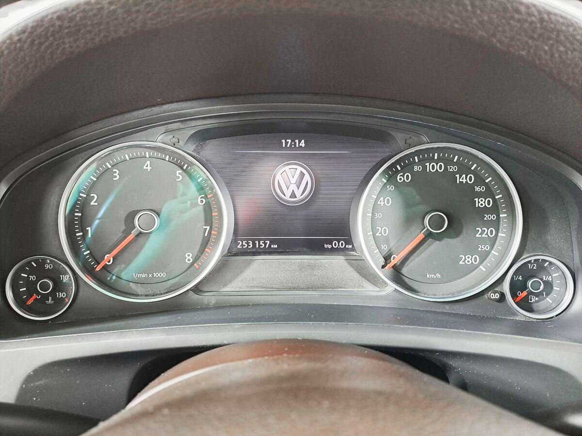 Фольксваген Туарег б/у, 2012, Автоматическая. Фото: #8