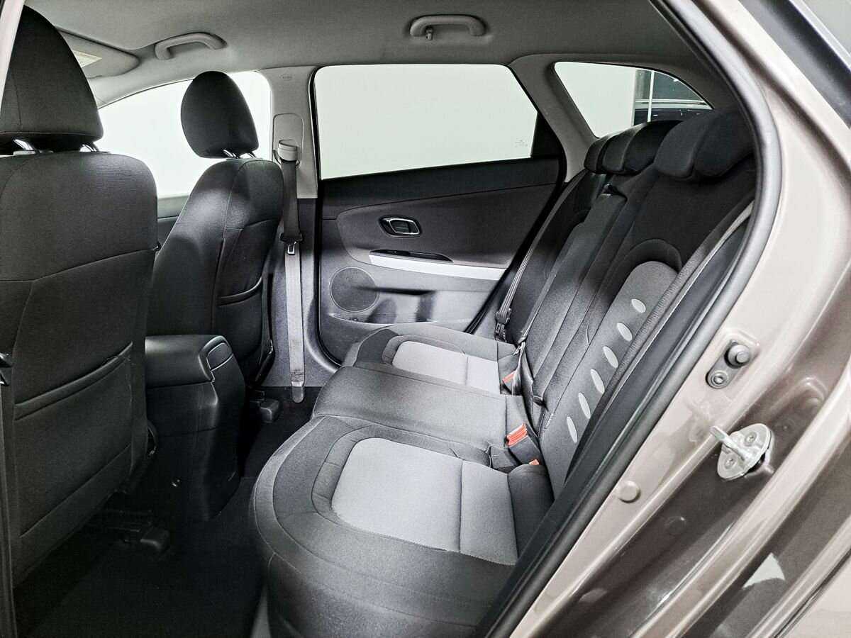 Киа Сид б/у, 2015, Механическая. Фото: #9