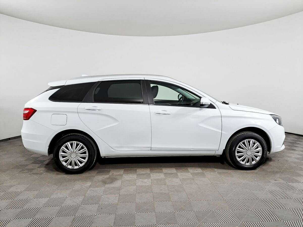 Лада (ВАЗ) Веста б/у, 2018, Механическая. Фото: #3