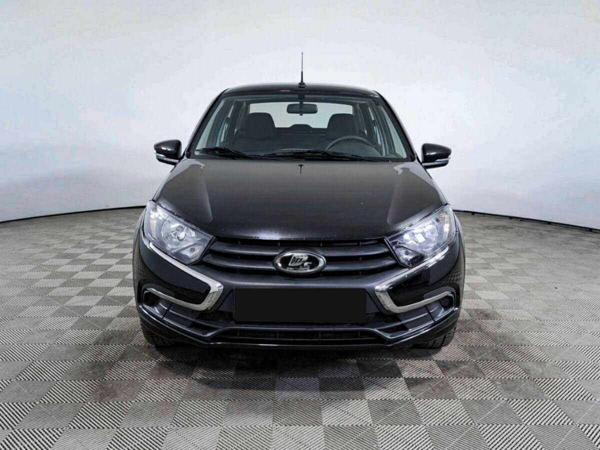 Лада (ВАЗ) Гранта б/у, 2023, Механическая. Фото: #1