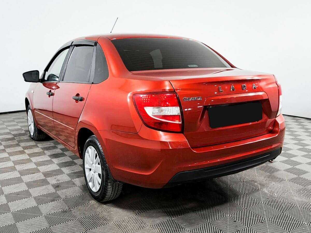 Лада (ВАЗ) Гранта б/у, 2019, Механическая. Фото: #4