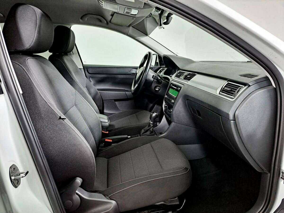 Шкода Рапид б/у, 2014, Роботизированная. Фото: #5