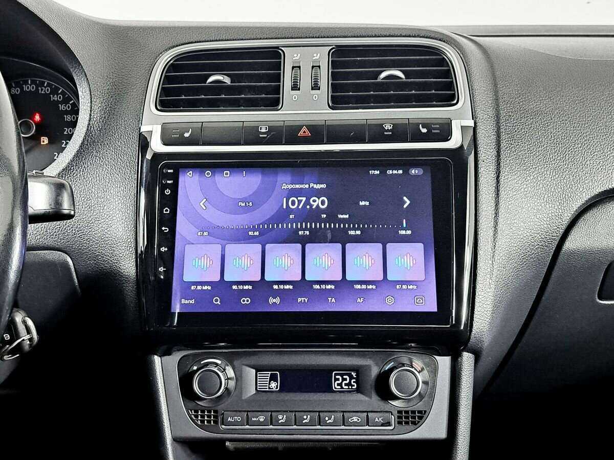 Фольксваген Поло б/у, 2016, Механическая. Фото: #12