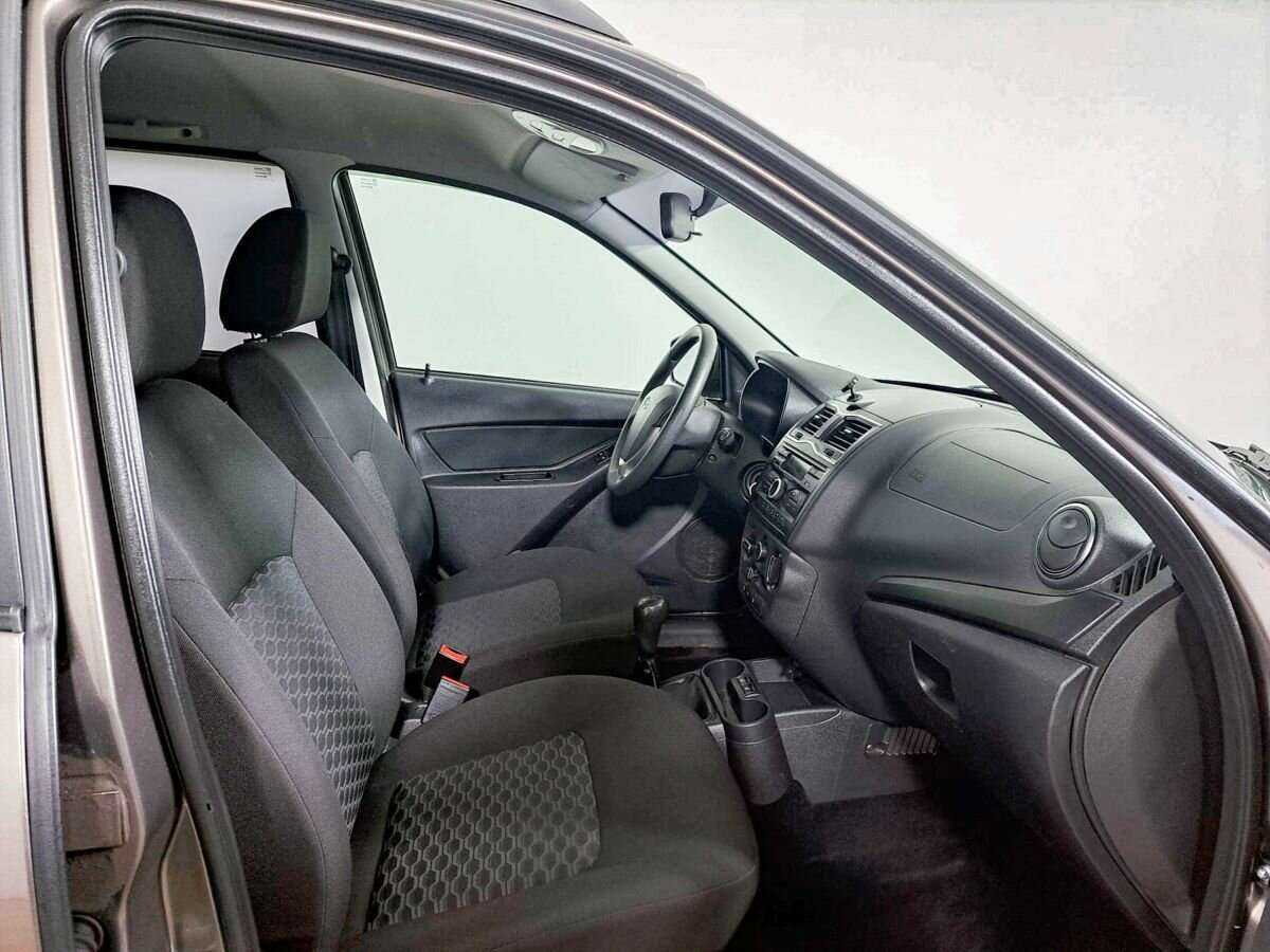 Лада (ВАЗ) Гранта б/у, 2019, Механическая. Фото: #8