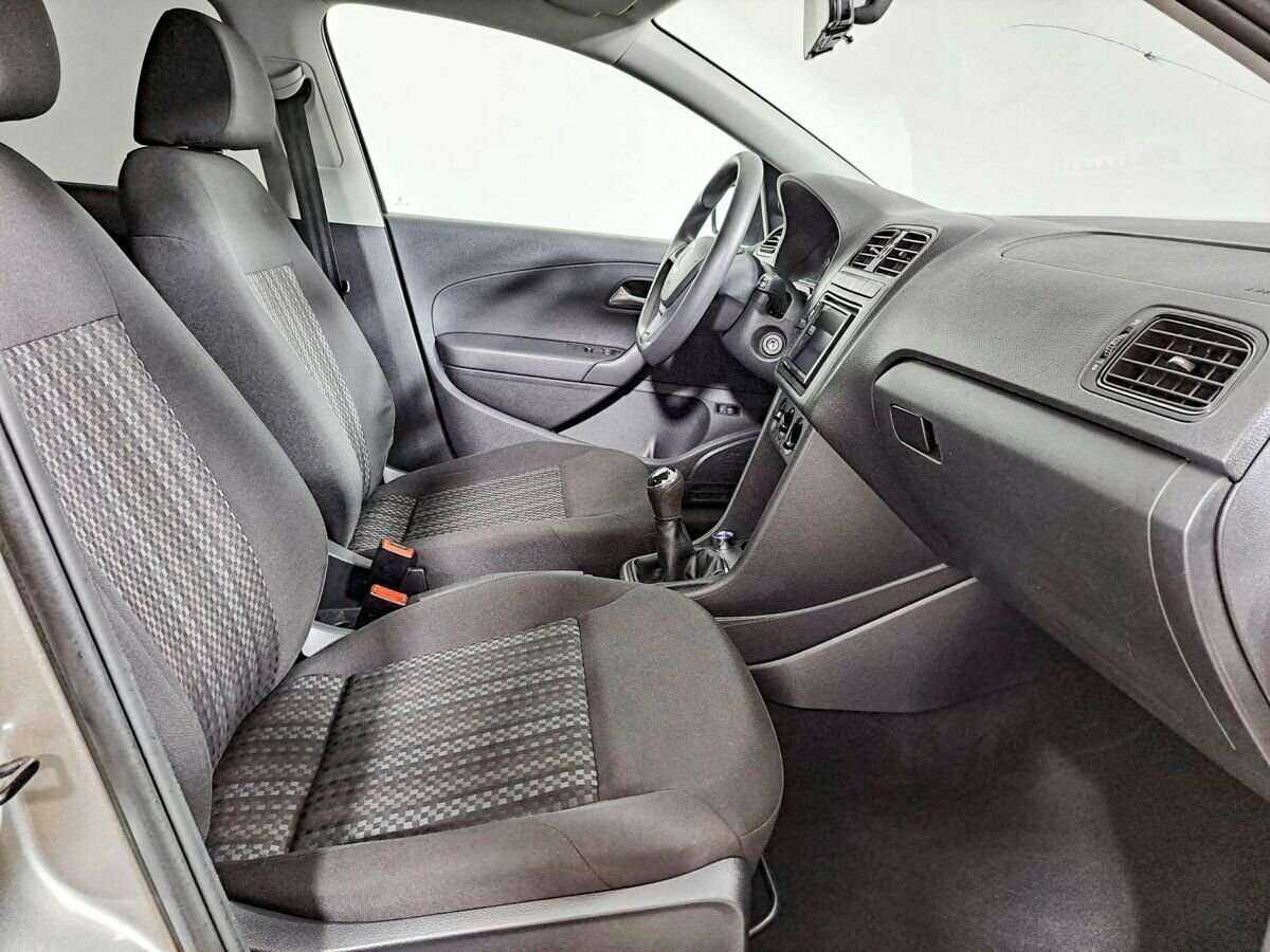 Фольксваген Поло б/у, 2018, Механическая. Фото: #7