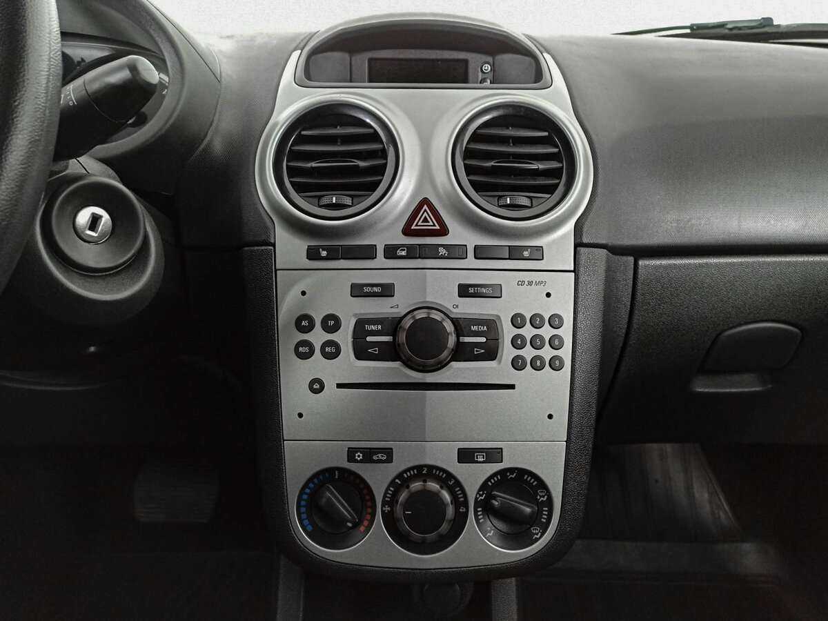 Опель Корса б/у, 2013, Роботизированная. Фото: #14