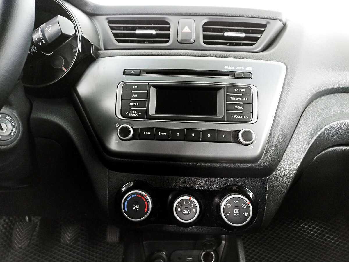 Киа Рио б/у, 2015, Механическая. Фото: #12