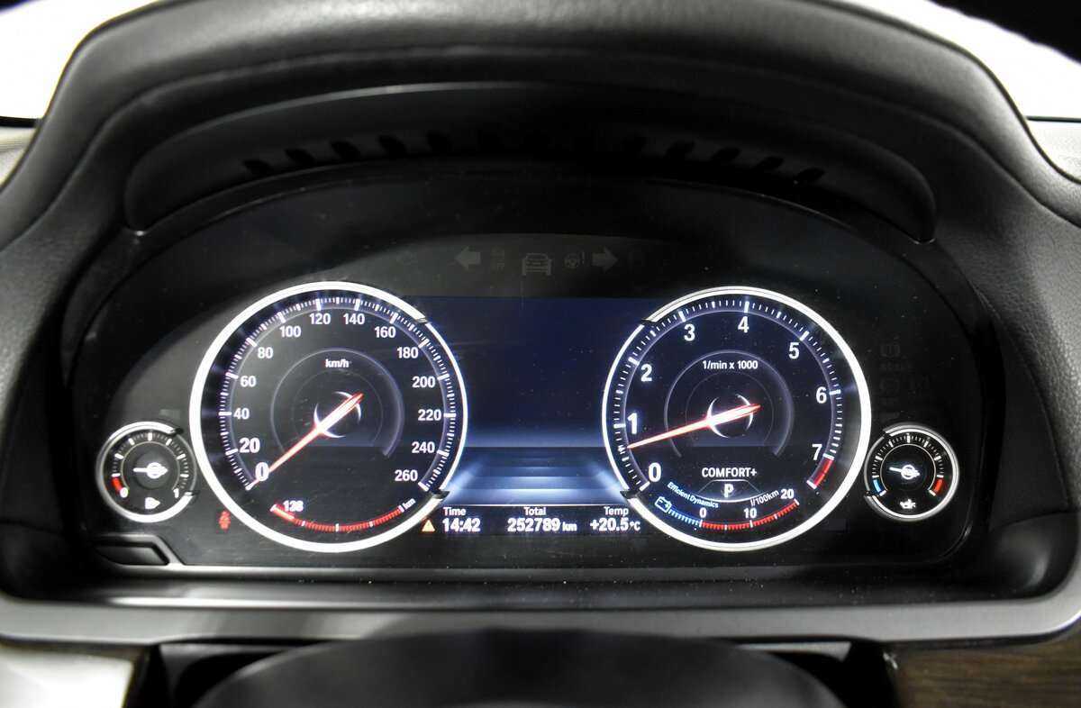 БМВ 7 серии б/у, 2014, Автоматическая. Фото: #6