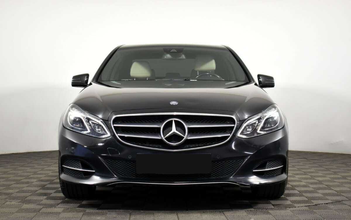 Мерседес-Бенц Е-Класс б/у, 2013, Автоматическая. Фото: #1