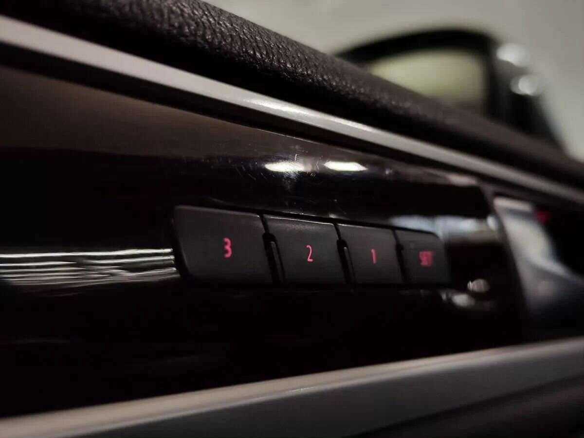 Фольксваген Туарег б/у, 2014, Автоматическая. Фото: #17