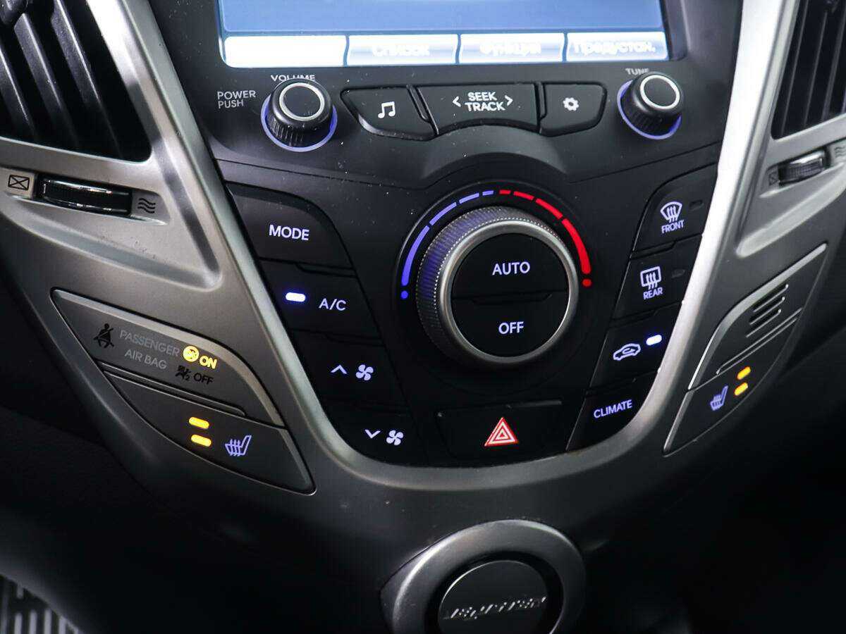 Хендай Велостер б/у, 2015, Автоматическая. Фото: #13